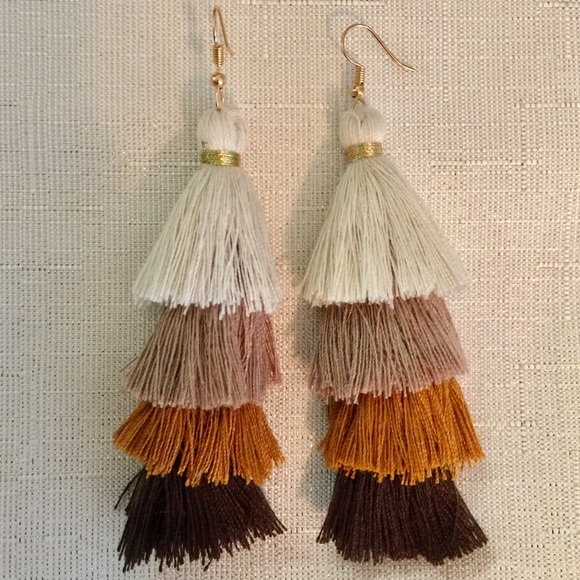 Jewelry - NWOT Boho Minimalist Tribal Tassel Earrings